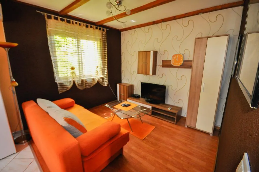 Jurica Apartments Novigrad  Chorwacja