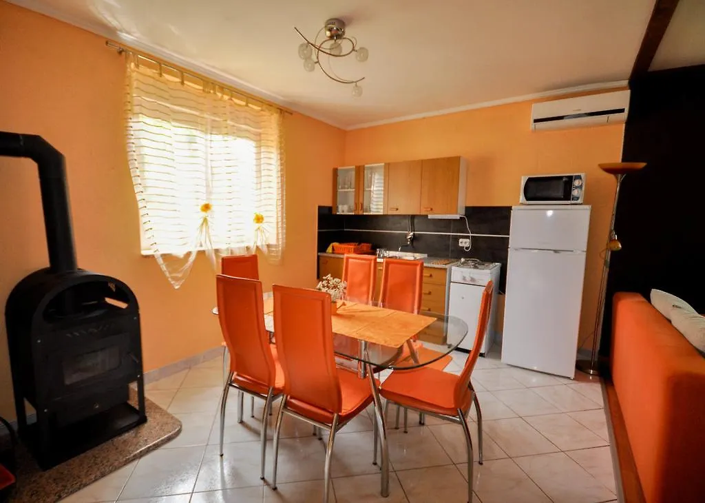 Jurica Apartments Novigrad  Novigrad (Istria)